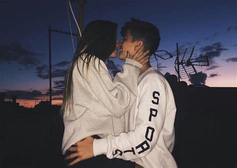 couples mignons|Couples mignons on Pinterest.